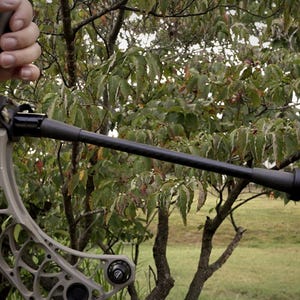 Noshaki (No-Shakey) Bow Stabilizer