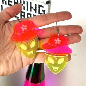 Alien Earrings/ Alien Bucket Hat Earrings/ Weird Earrings/ Rave Earrings/ Rave Accessories/ Festival Accessories/ Space Jewelry