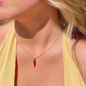 Chilli Necklace, Cornicello necklace, Murano glass chilli pendant