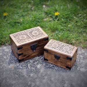 Handmade wooden chest made of mango wood motif flower ornament casket wooden box chest treasure chest for storage