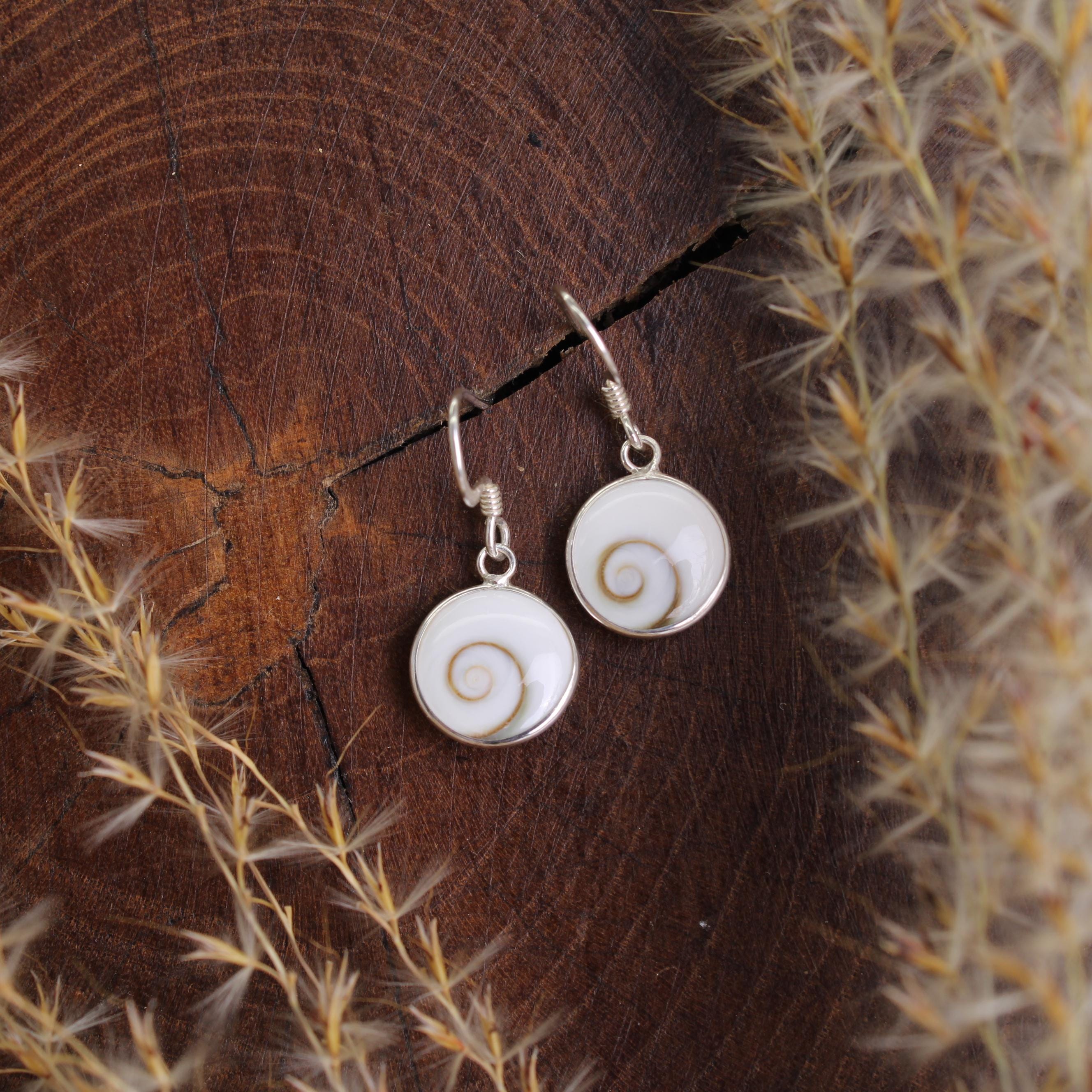 Pendientes Plata De Ley 925 Ojo De Shiva - Piedra Santa Lucía Natural - Pendientes Redondos Medianos Para Mujer - Joyas Mediterráneas