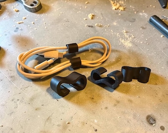 Clips de câble imprimés en 3D, lot de 10 – noirs – support de câble flexible en PLA+