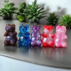 Resin Gummy Bear Art: Custom or Random