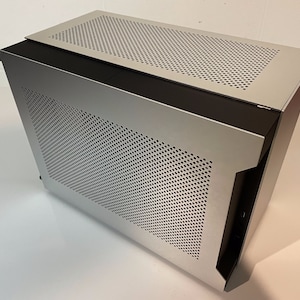 Lian Li A4 H20 CPU Side Panel Spacer Kit
