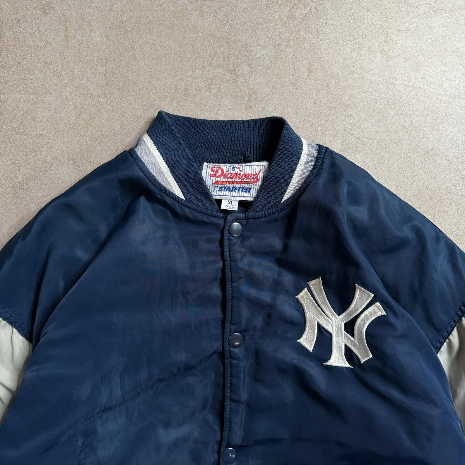 Vintage 90'S Starter New York Yankees print sweatshirt, size L, men's cotton gray type Vintage Second Hand
