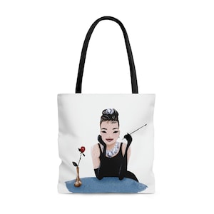 Audrey Hepburn style | Chic Tote Bag