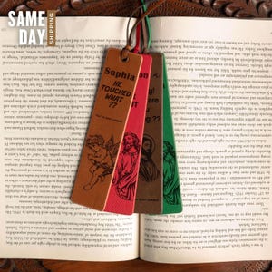 Smut Jesus Bookmark, Custom Leather Cute Adult Bookmark, Memorial Aesthetic Funny Smutty Bookmark, Peeking Jesus, Jesus Gifts, Is That Smut