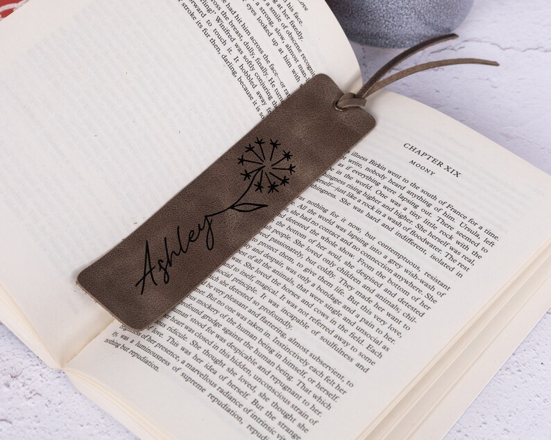 Custom Bookmark Gift for Women, Personalized Leather Bookmark, Gifts for Readers, Cute Bookmark Aesthetic Bookmark Unique Gifts for Teacher image 10