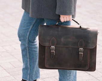 Handmade Leather School Bag / Full Grain Leather Laptop Bag / Personalised Crossbody Bag / Everyday Working Satchel Bag / Gift for Him & Her