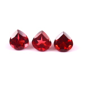 AAA Natural Red Garnet Heart&#39;s Shape Faceted Cut Size 3MM To 15MM Red Garnet Heart Cut Calibrated Loose Gemstone Jewelry Making WholesaleLot