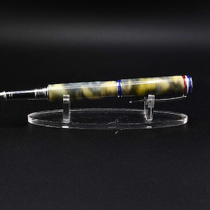 Penna roller ecologica in concentrato di latte • Incisione personalizzata • Meccanismo cromato Marianne • Artigianato sostenibile
