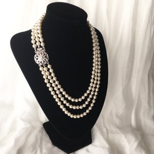 Opulent Pearls 