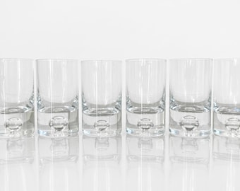 Juego de seis vasos vintage italianos para amaro con bases abiertas en forma de burbuja.