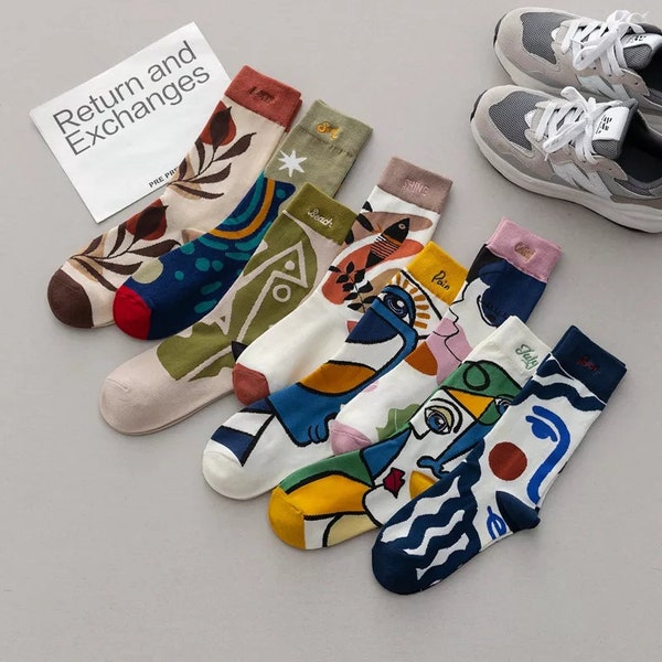 Personality Tide Socks Fashion Ins Trend Graffiti Sports Couple Socks In The Tube Letter Embroidery Cotton Socks