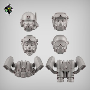 Pode incluir: Seis cabeças em miniatura impressas em 3D e dois torsos para uma figura de ação de ficção científica. As cabeças apresentam capacetes com viseiras e máscaras de gás. Os torsos têm mochilas com tubos e um design de caveira.
