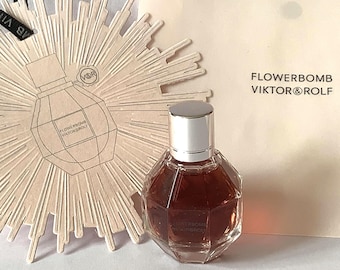 EDP Mini Flowerbomb by VIKTOR & ROLF + its scent card /// 7 ml