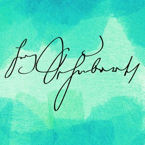Peut inclure: &OElig;uvre d'art abstraite avec un fond turquoise et vert d'eau. Une signature manuscrite noire en cursive est superpos&eacute;e. Le fond pr&eacute;sente un effet de coups de pinceau textur&eacute;s.