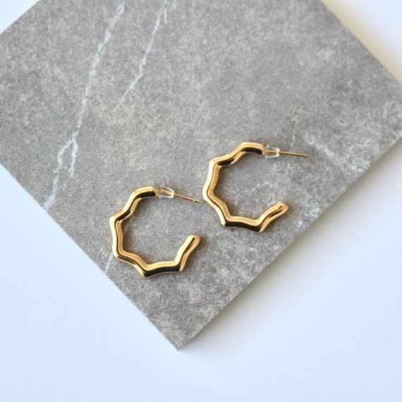 18k Gold Plated Wave Half Hoop Earrings Gold Earrings Minimalist Earrings  Gold Hoops Gold Earrings Simple Gold Earring Stud Hoops - Etsy