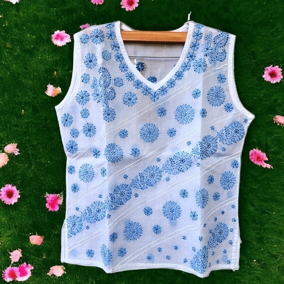 Buy VNSAGAR Rayon Lehriya Printed Sleeveless Straight Kurti for Womens and  Girls Blue at Amazon.in