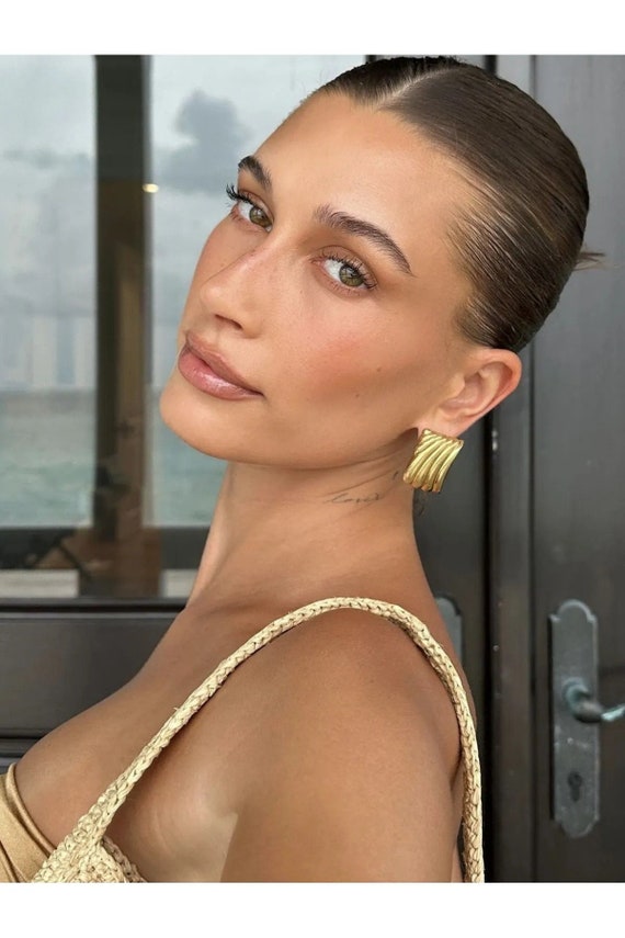 Vintage Gold Plated Stainless Steel Plate Earrings, Vintage gold color stainless steel earlobe earrings