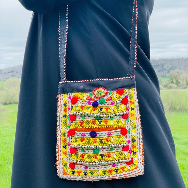 Sac à la main en perles traditionnelle tribal kuchi afghan Pochette, sac boho, sac ethnique femme, sac bohême boho.