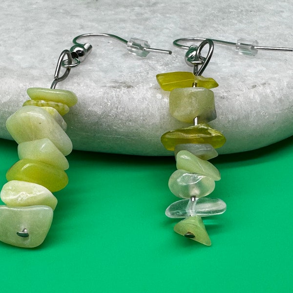 Boucles d’oreilles néphrite jade boucles d’oreilles cadeau d’anniversaire, boucles d’oreilles ethnique, boucles d’oreilles cadeau petite ami