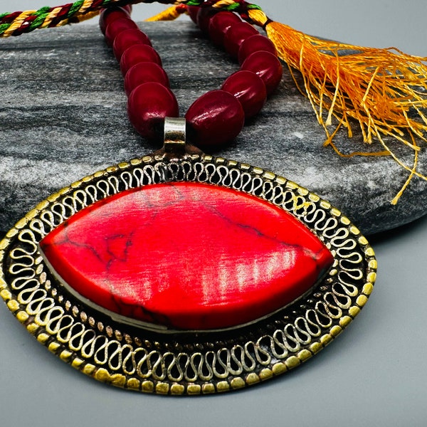 Collier rouge afghan kochi, collier ethnique afghan, collier bijoux ancien afghan kochi,