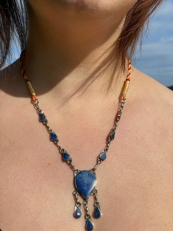 Collier en pierre lapis-lazuli, Bijoux Afghan Kuch