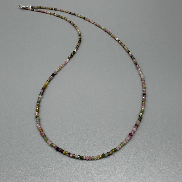 Collier fine tourmaline collier pierre naturelle tourmaline collier pierre précieuse collier perles tourmaline fermeture l’argen perles 2mm