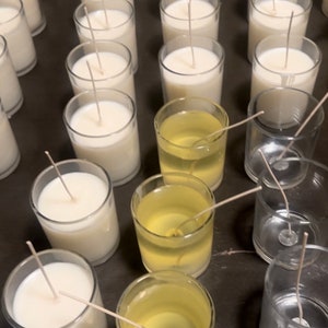 Bulk Candles 12 piece for cheap. Free Shipping. Personalized labels and organic soy wax. Build your custom candle. Soy wax bulk candle.