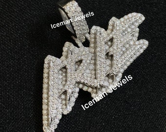 2.60 CTW Round VVS1 Moissanite Letter Pendant, Iced Out Hip Hop Pendants, Custom Moissanite Charm Pendant, Halloween Gift Pendant