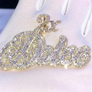 Colgante personalizado con diamantes de moissanita VVS de plata 925, colgante de hip hop, colgante con nombre personalizado, probador aprobado, joyería unisex