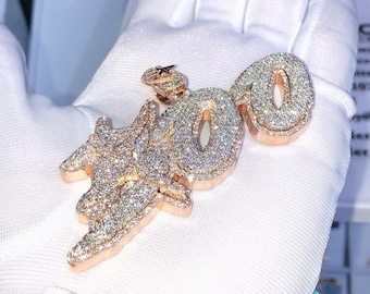 Custom Round Moissanite Name Pendant Fully Iced Out VVS Diamond