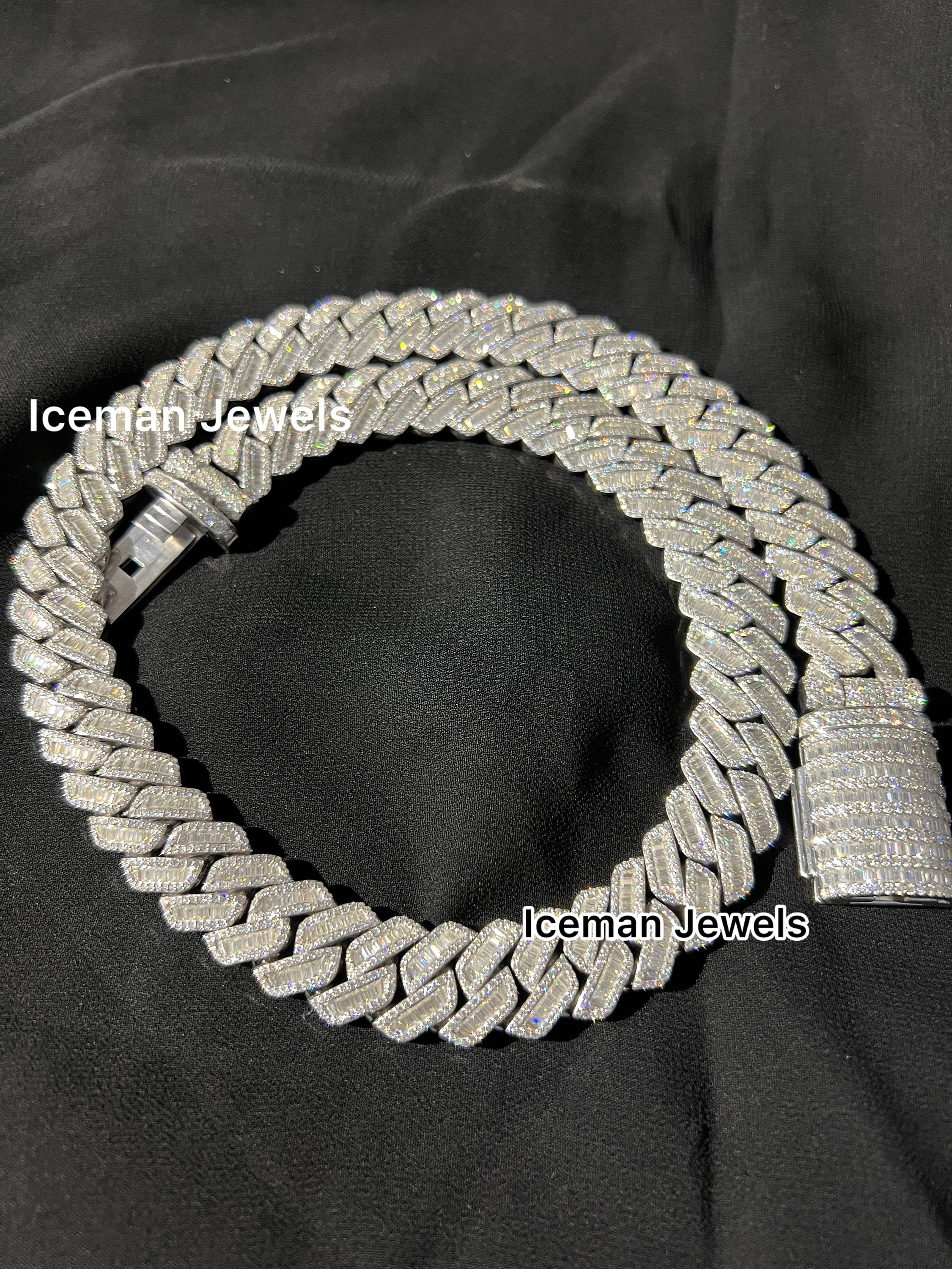 16.50mm VVS Diamond Iced Out Chain, VVS Moissanite Cuban  VVS Diamond Cuban link chain, 15 inches long, main image 0