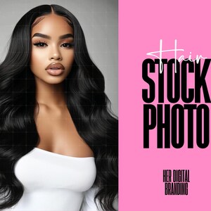 Puede incluir: Una mujer con el pelo largo, negro y ondulado, lleva una blusa blanca. El fondo es gris claro. El texto "Hair Stock Photo" está en letras negras sobre un fondo rosa. El texto "Her Digital Branding" está en letras negras sobre un fondo blanco.