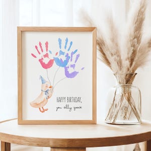 Arte com pegada de ganso bobo, faça você mesmo, arte com pegada de mão de balão de feliz aniversário, arte de lembrança da vovó, cartão de aniversário com pegada de criança