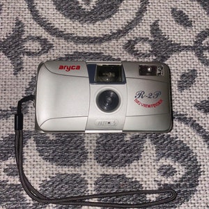 Aryca R-2P film camera