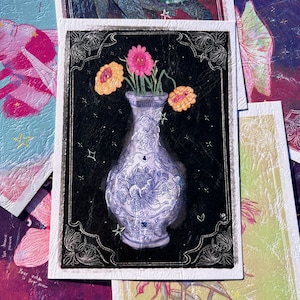Ilustración de cartas mágicas del tarot Flores en un jarrón