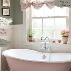 Pu&ograve; includere: Un bagno con una vasca da bagno a zampe bianche dipinta di rosa tenue. Le pareti sono dipinte di verde chiaro e il rivestimento &egrave; bianco. La finestra ha una tenda a valance floreale e una vista sull'esterno. Il testo "A Serene Touch Of Nature's Warmth" &egrave; in alto nell'immagine.