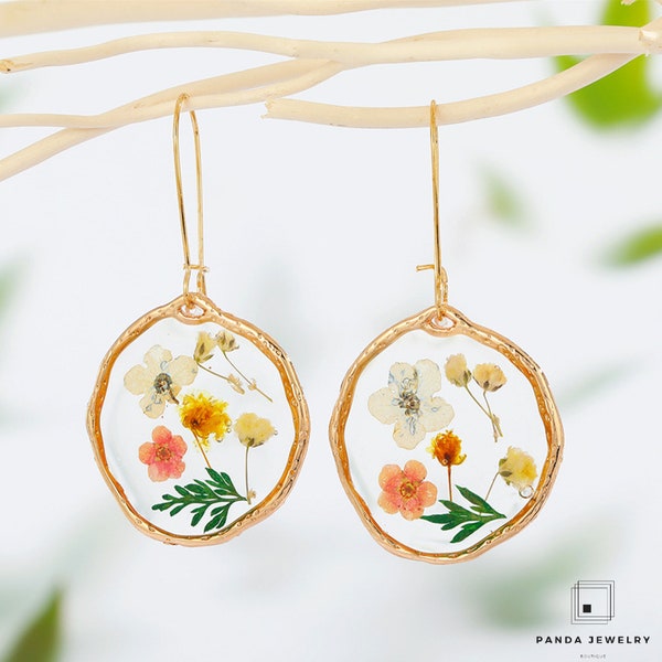 Unique Women's Earrings Real Dried Flowers in Resin - Dangle Earring Transparent Pressed Flower -Handmade Jewelry -  Free shipping