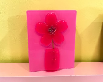 Pink Flower Pop Art Wall Decor – 3D Resin Floral Art, Retro Flower Wall Hanging, Dopamine Decor, 8x6 Statement Piece