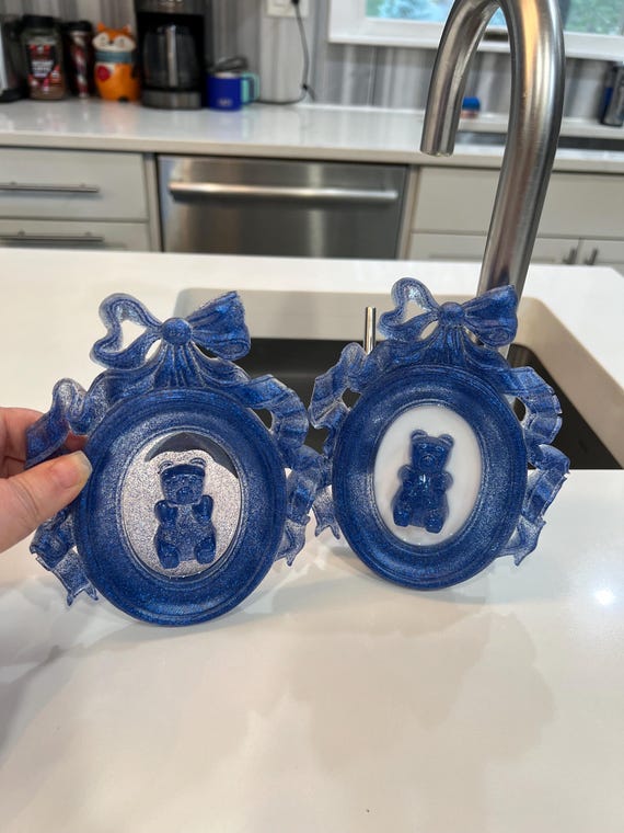 Gummy Bear 3D Pop Art Wall Hanging: Sapphire Blue Glitter Resin Frame
