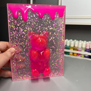 Melting Pink Giant Gummy Bear Wall Art, 3D Pop Art, Neon Resin Art, Candy Art, Pop Art Decor, Kids Nursery Decor, Dripping Art