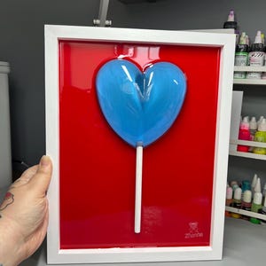 Jumbo Lollipop Heart Candy Wall Art: 3D Pop Art, Superhero Colors
