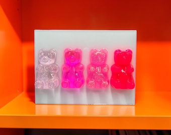 Pink Gummy Bear Wall Art, Dopamine Decor, Resin Pop Art Candy Sculpture, Kawaii Pink Wall Hanging, Girly Maximalist Decor