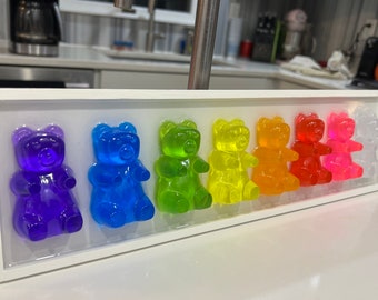 Gummy Bear XL regenbooghars kunst aan de muur: 3D popart kinderkamer decor