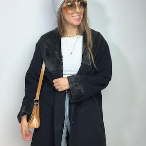 Vintage black long women's coat elegant 70% virgin wool cashmere new 44 xxl snake print woolen classic warm
