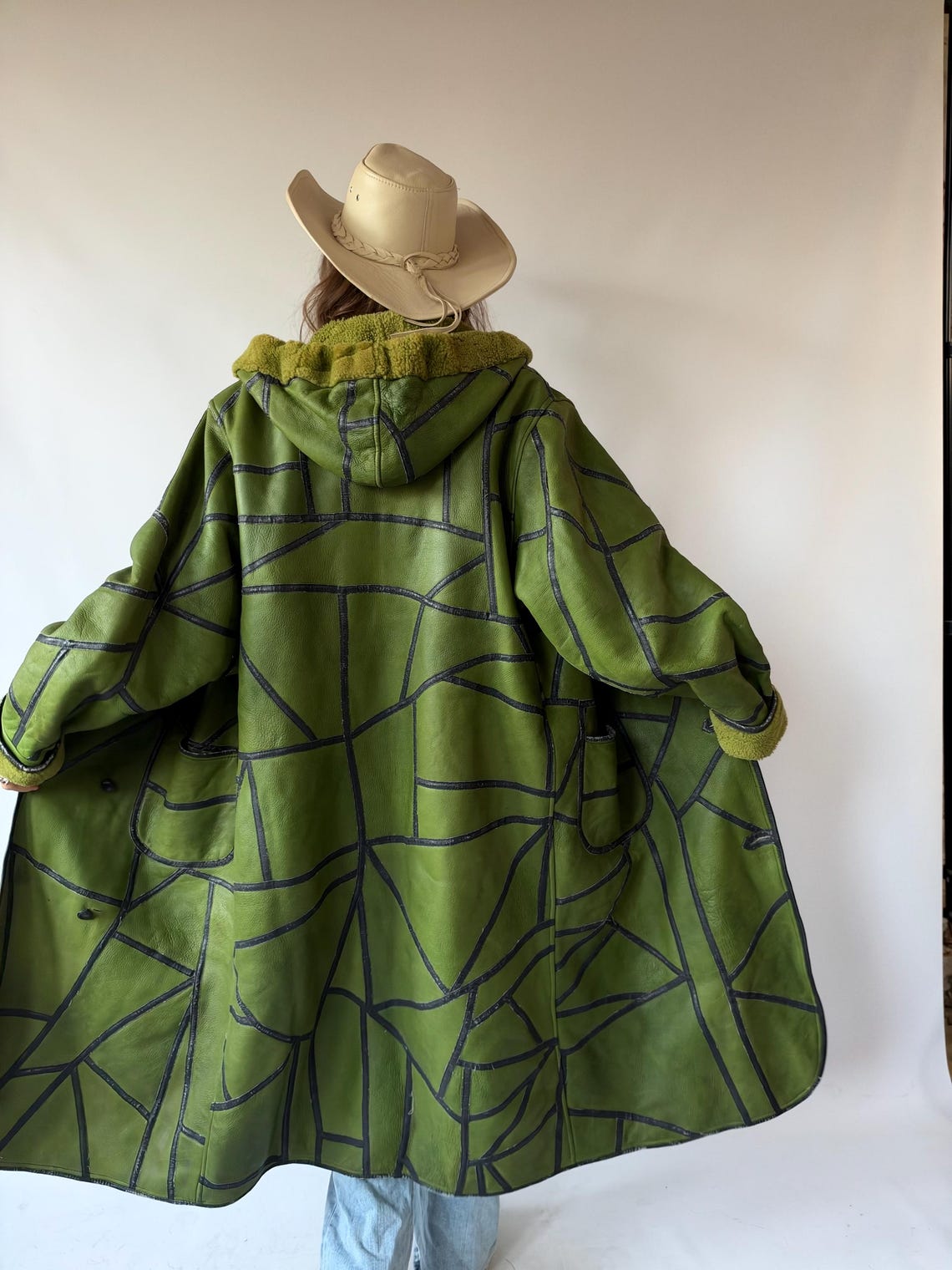 Vintage Green Shearling Sheepskin Coat Green Leather Patchwork Hooded Afghan Long Overcoat pinterest Boho Chic Winter Jacket Women Large, foto 3 di 5