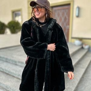 Vintage Faux Fur Coat Jacket Black Oversized Large 44 GB 18 XL