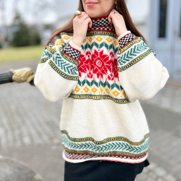 maglione di lana floreale vintage modello retrò accogliente maglione pullover M grande caldo lana boho unisex donna ricamato cottage lavorato a maglia bianco